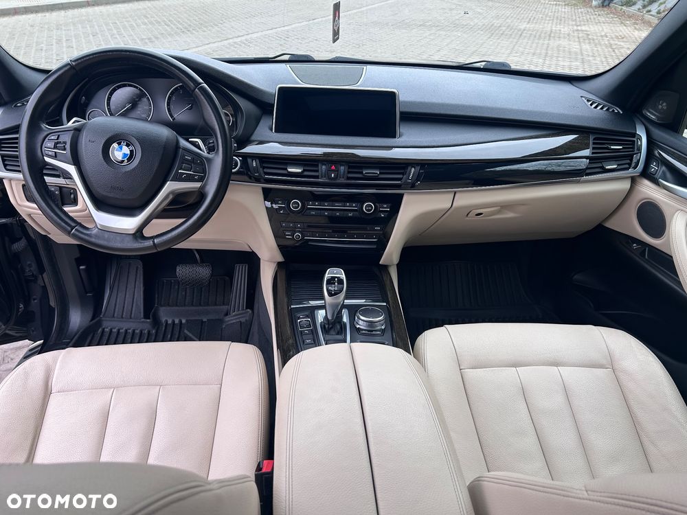 BMW X5 3.5i xDrive - 12