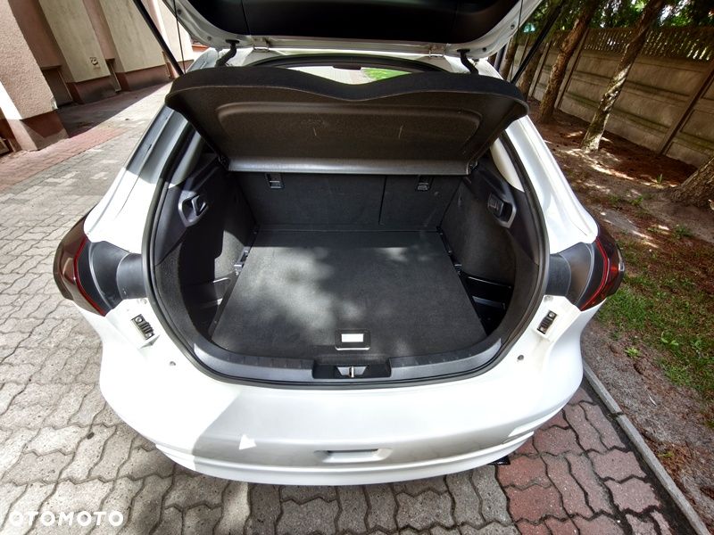 Mitsubishi Lancer 1.6 Invite - 38