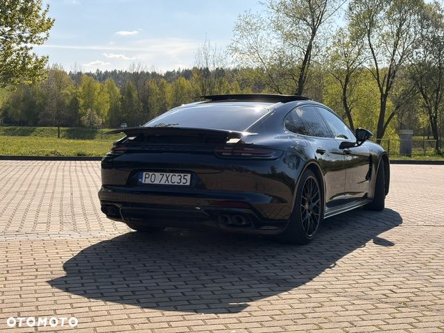 Porsche Panamera GTS - 22