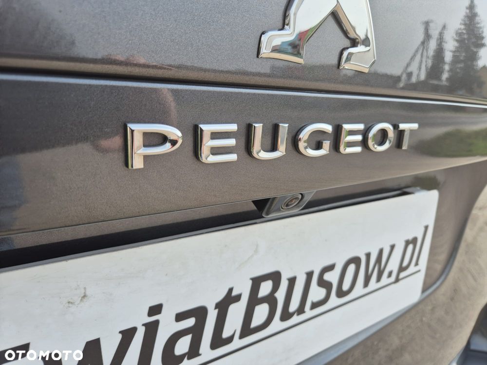 Peugeot Traveller L3 2.0 EAT8 Allure - 18