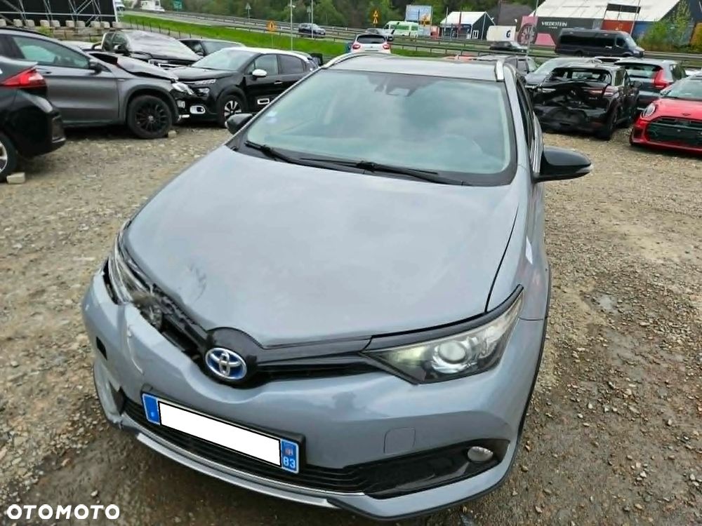 Toyota Auris - 14