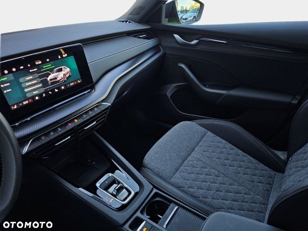 Skoda Octavia 1.5 TSI mHEV Selection DSG - 15