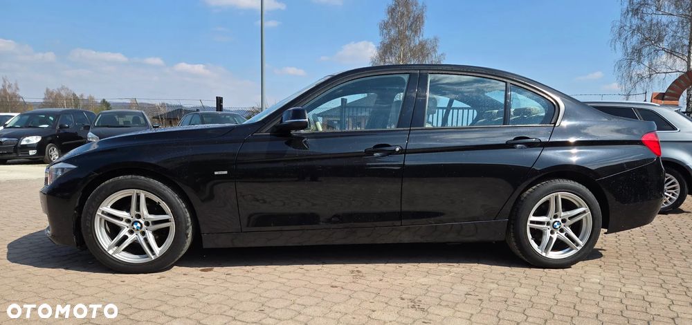 BMW Seria 3 316d Edition Luxury Line Purity - 8