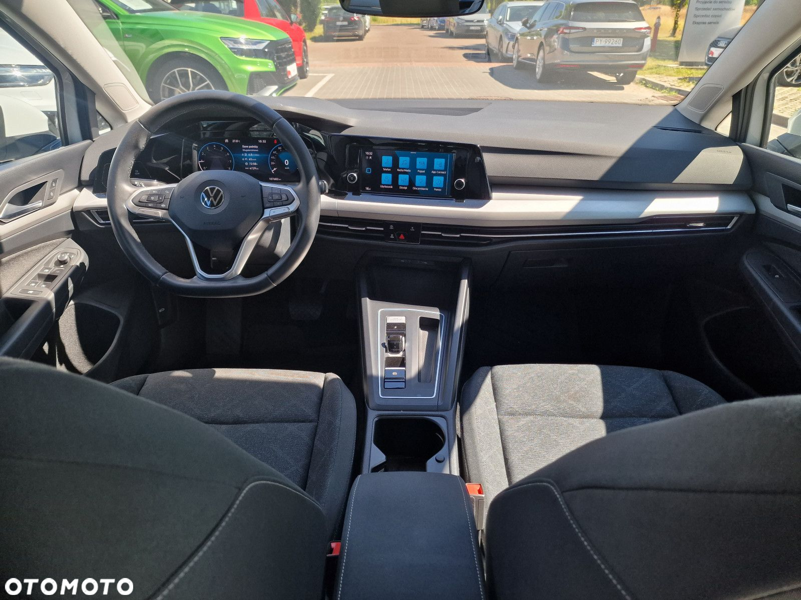 Volkswagen Golf - 17
