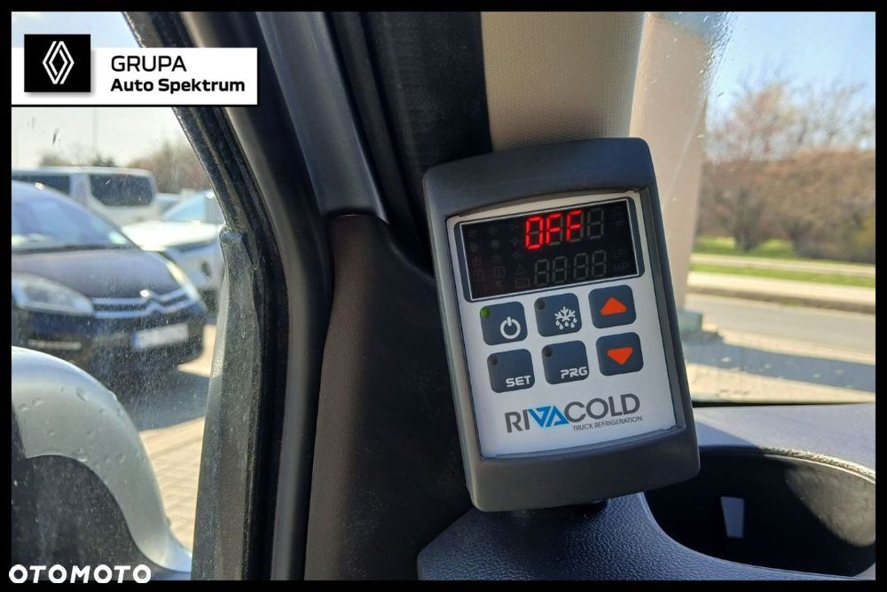 Renault Trafic - 21