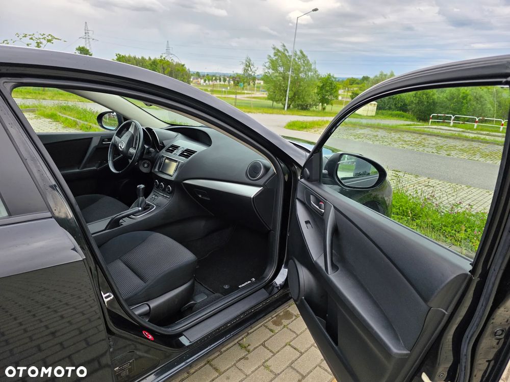 Mazda 3 - 8
