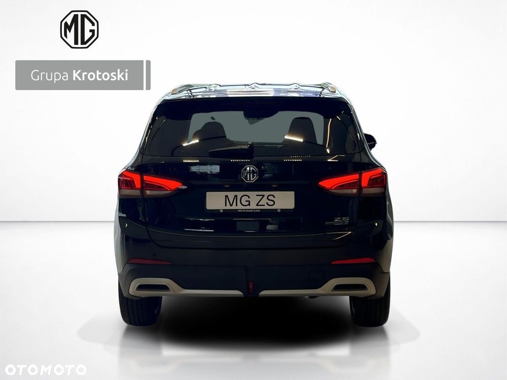 MG ZS Hybrid+ - 5