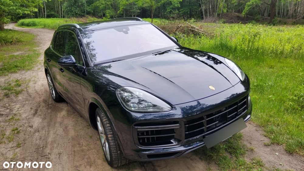Porsche Cayenne Turbo - 1