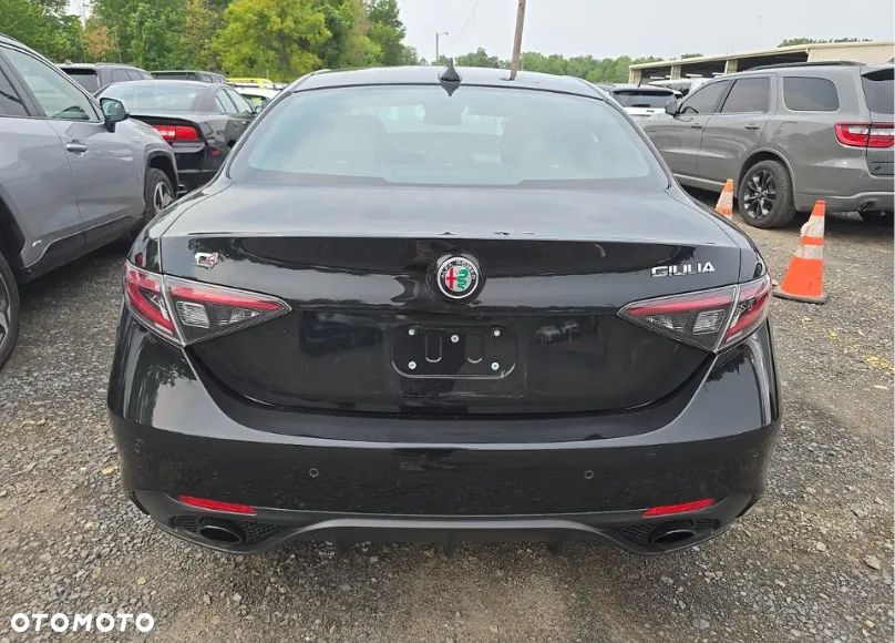 Alfa Romeo Giulia 2.0 Turbo Veloce Q4 - 5