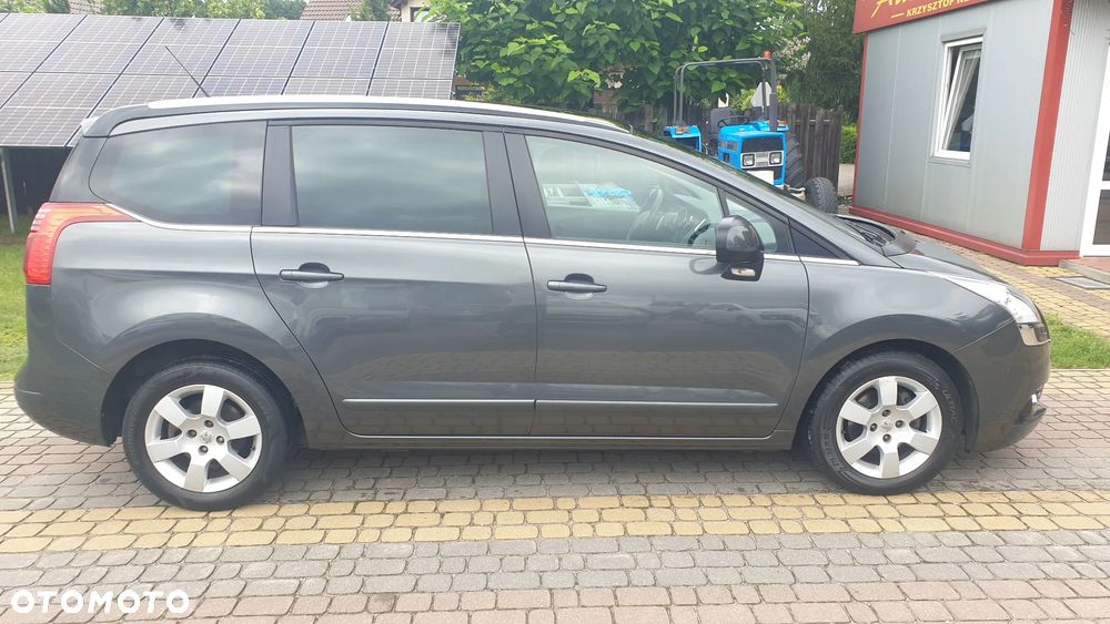 Peugeot 5008 - 7