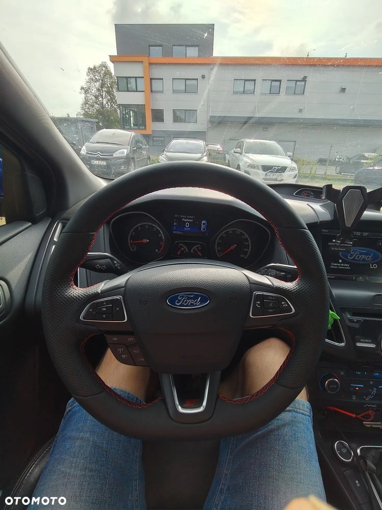 Ford Focus 2.0 EcoBoost ST-2 - 20