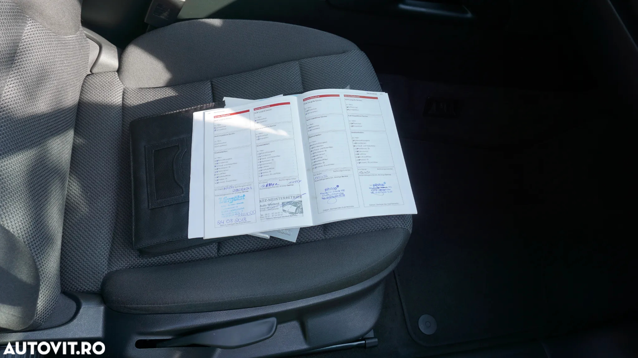 Audi A3 1.6 TDI Sportback DPF S tronic Attraction - 28