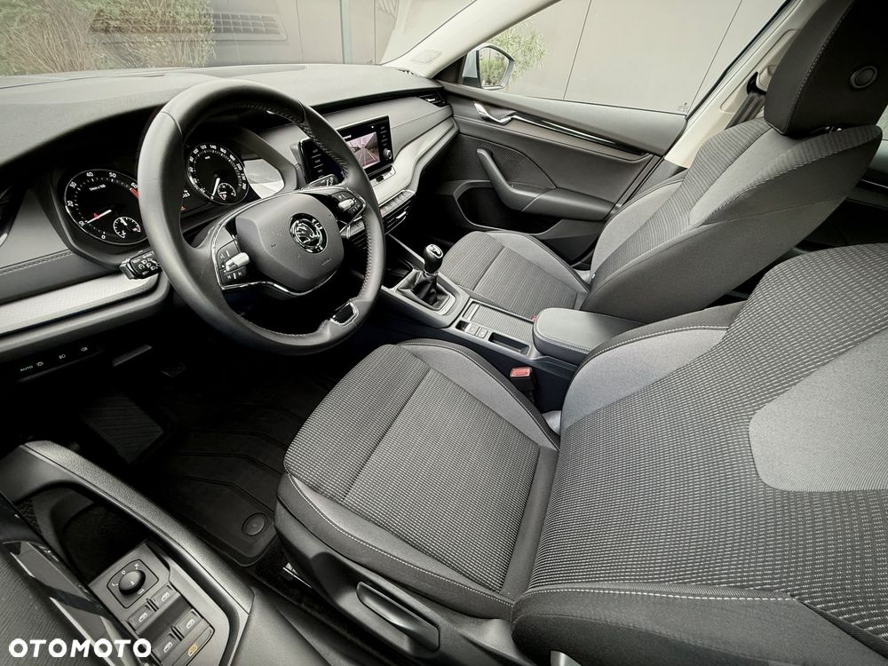 Skoda Octavia 1.5 TSI ACT Ambition - 11