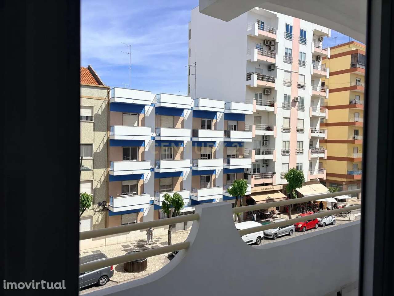Apartamento T3 Renovado em Olhão, Faro com Vista para a Cidade - Grande imagem: 3/19