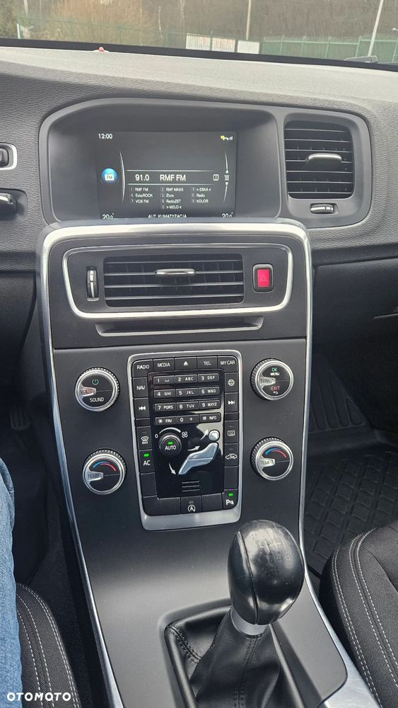 Volvo S60 DRIVe Kinetic - 5