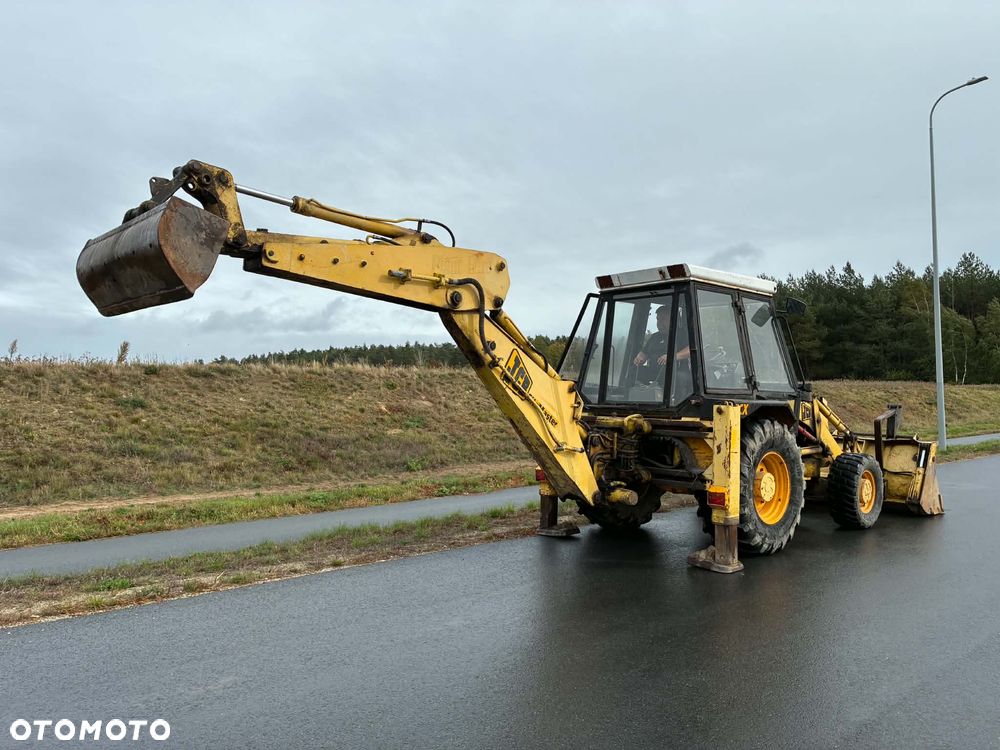 JCB 3CX - 13