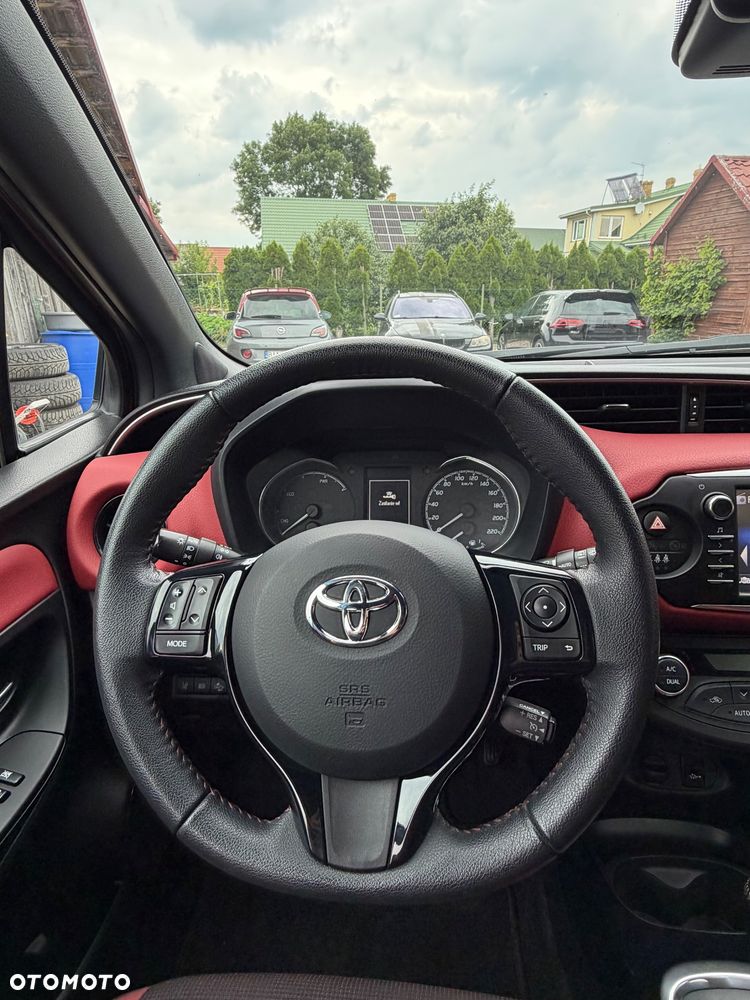 Toyota Yaris - 17