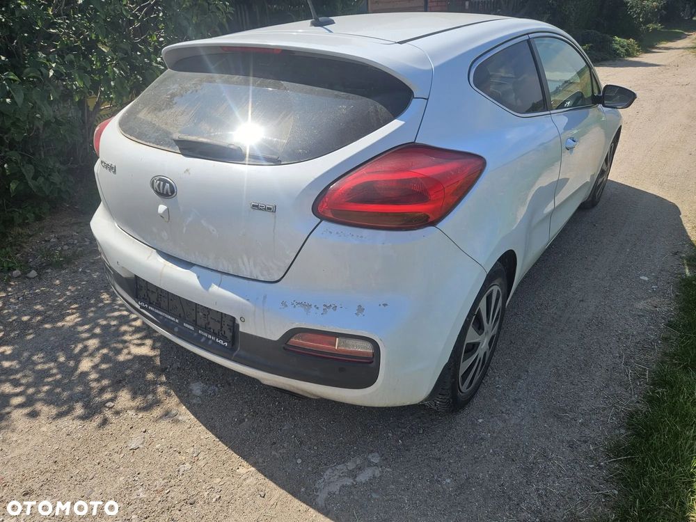 Kia Ceed - 6