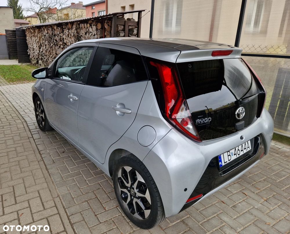 Toyota Aygo x-JBL - 3