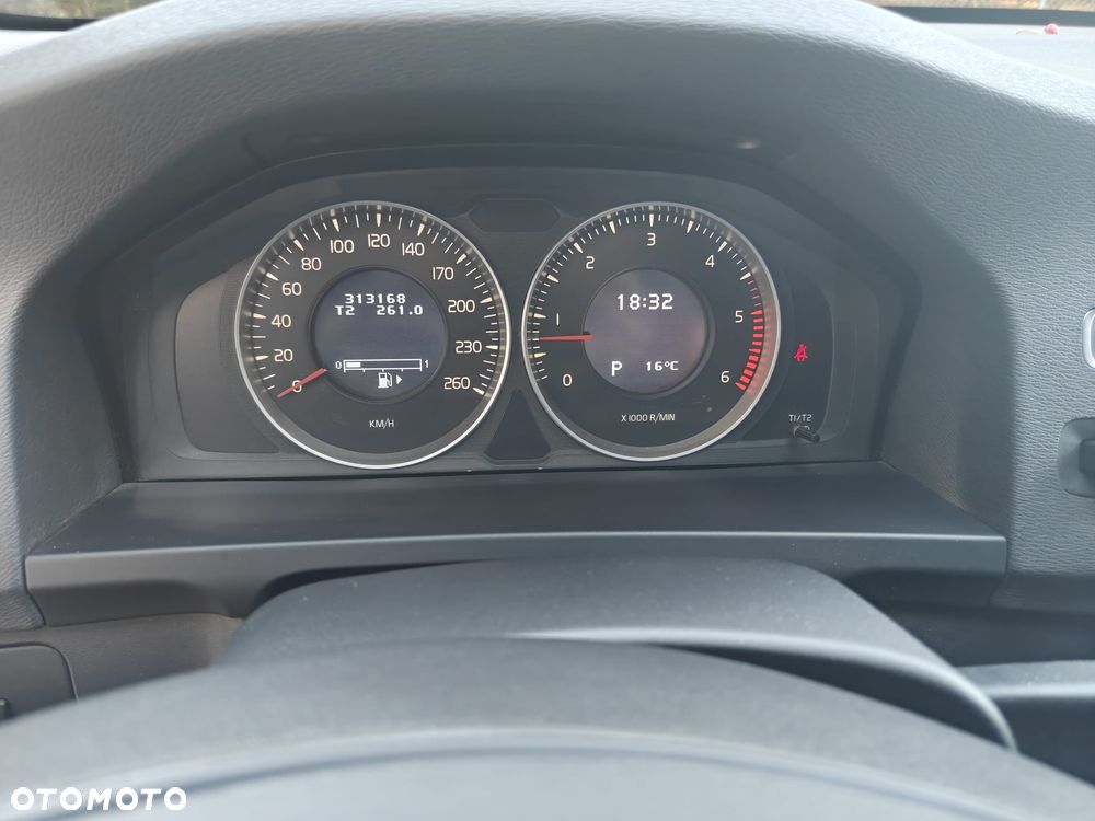 Volvo V60 - 13