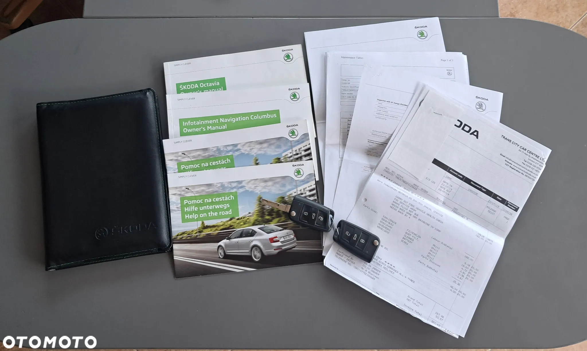 Skoda Octavia Combi 2.0 TDI DSG RS - 40