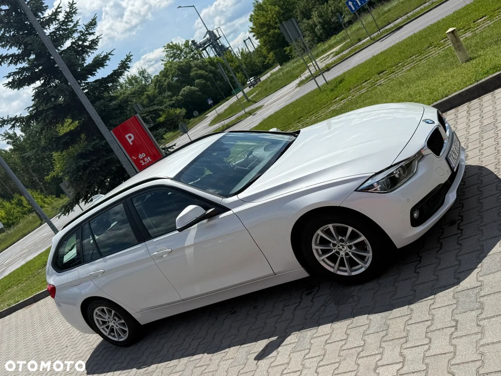 BMW Seria 3 318d M Sport Shadow - 14