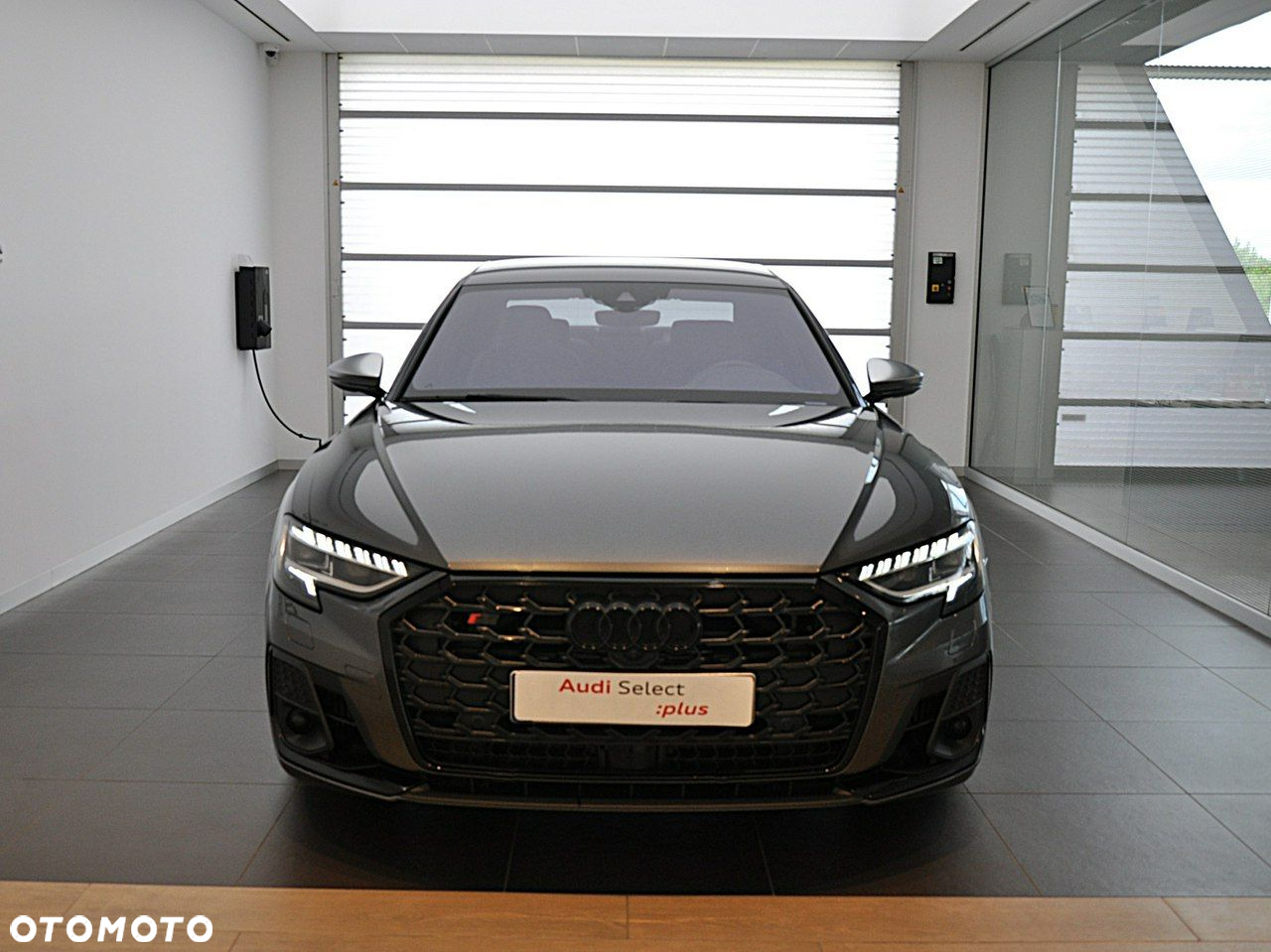 Audi S8 - 6