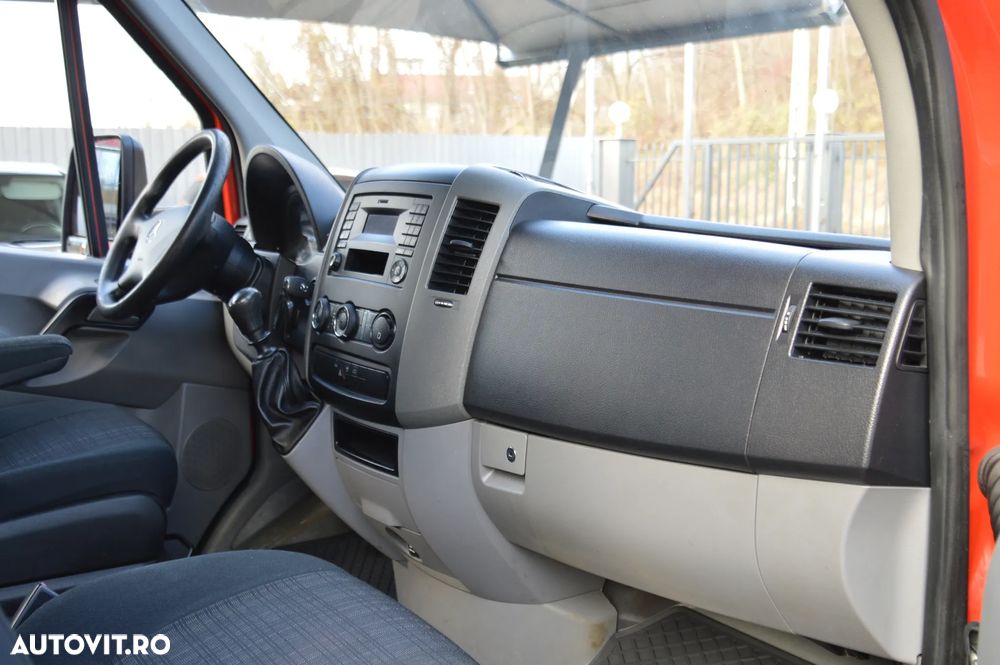 Mercedes-Benz SPRINTER 316 CDI Cabina Dubla 6 Locuri - 18