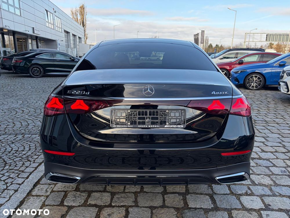 Mercedes-Benz Klasa E 220 d mHEV 4-Matic AMG 9G-Tronic - 5