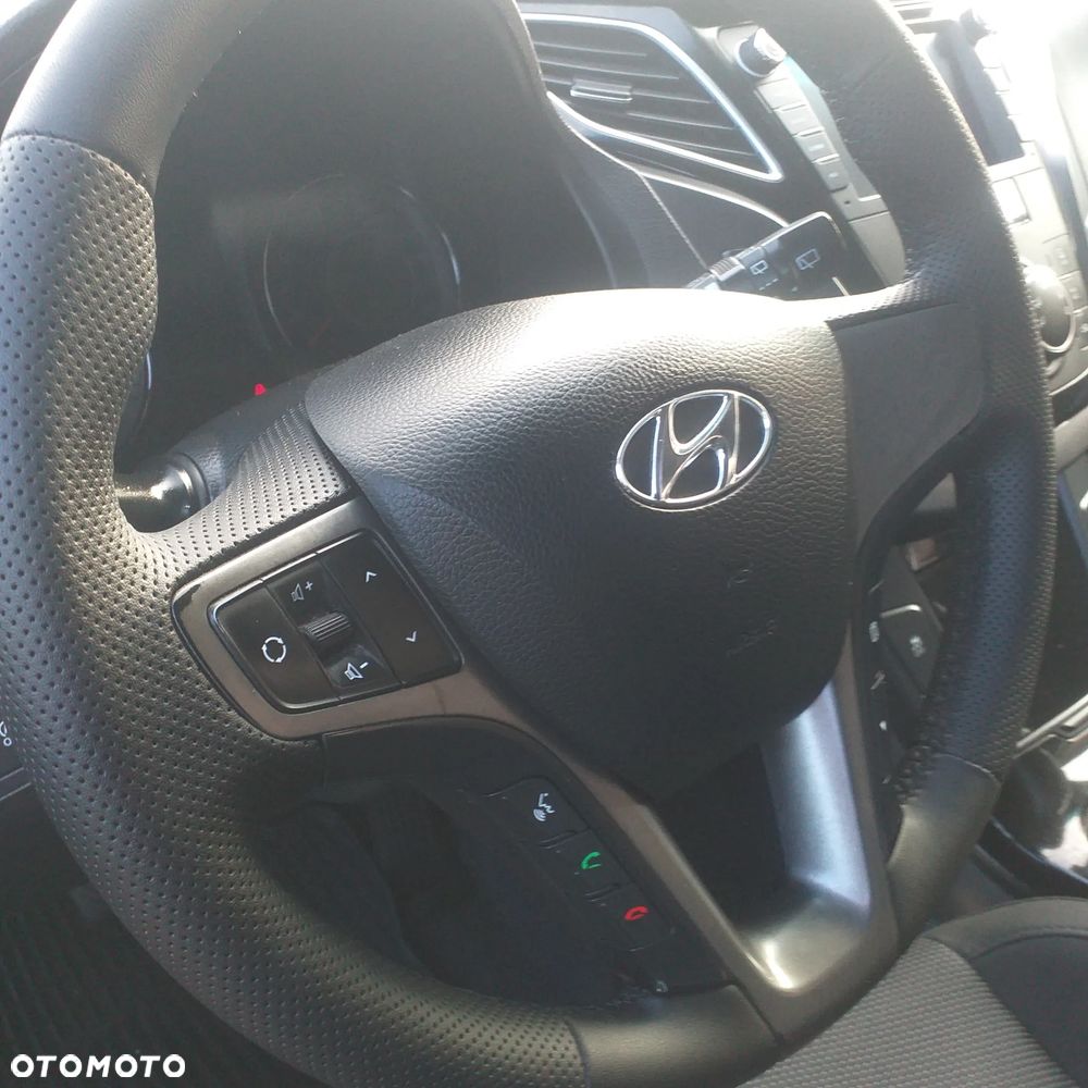 Hyundai i40 Kombi blue 1.6 Trend - 17
