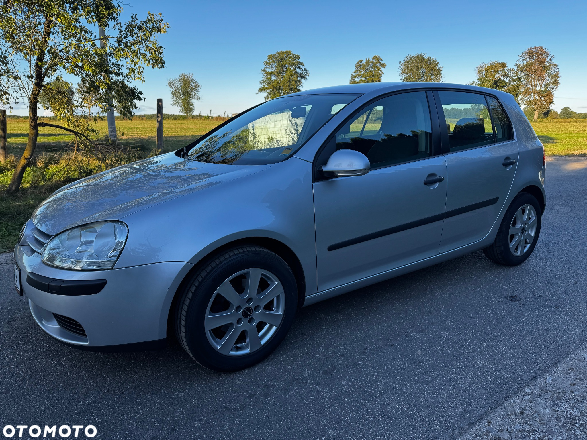 Volkswagen Golf V 1.6 Comfortline - 5