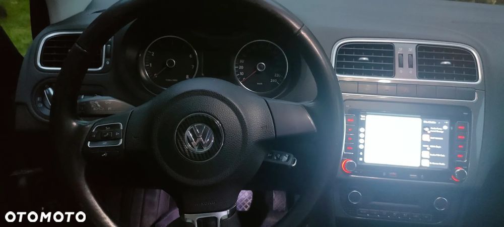 Volkswagen Polo 1.2 TSI Highline - 17