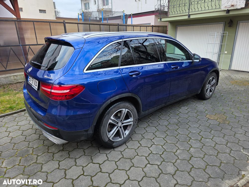 Mercedes-Benz GLC - 2