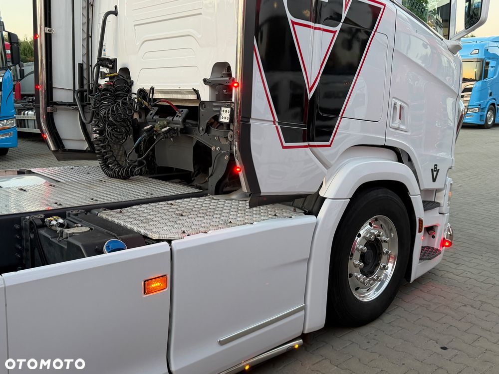 Scania Scania R650 z Niemiec bez EGR tylko SCR pełne wyposażenie FULL AIR V8 - 26