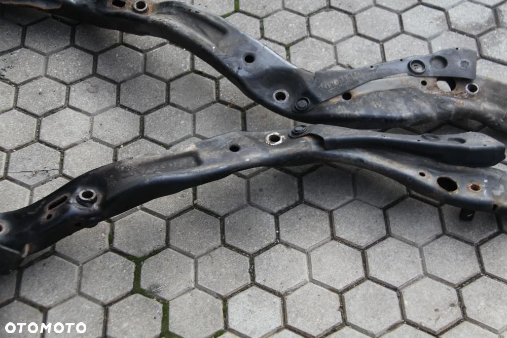 SUBARU FORESTER II SG 02->07R Belka  Zawieszenia  Rama  Trewers LEWY / PRAWY - 8