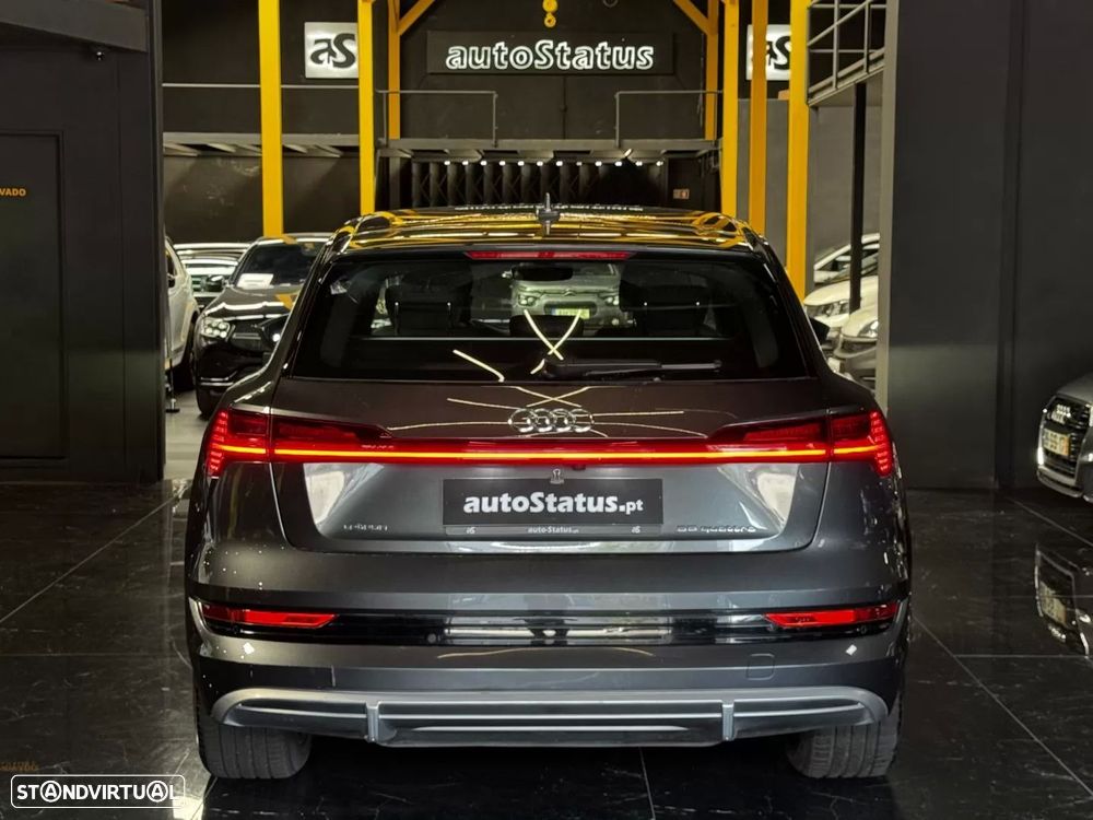 Audi e-tron 55 quattro S line - 12