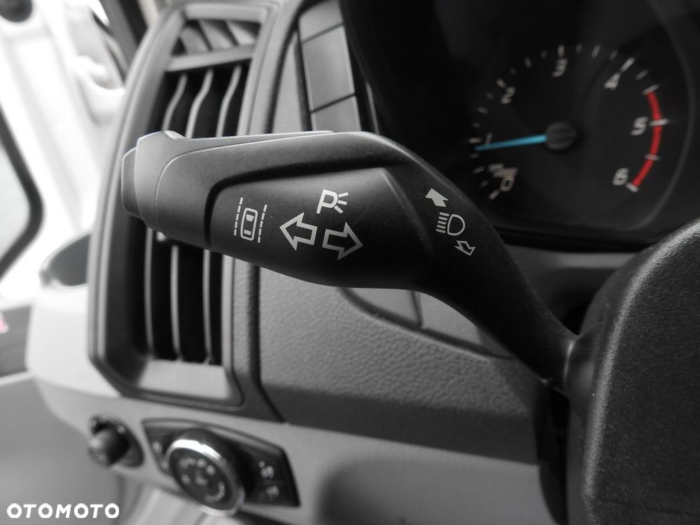 Ford TRANSIT WYWROTKA TEMPOMAT KLIMATYZACJA BLIŹNIACZE KOŁA  170KM - 37