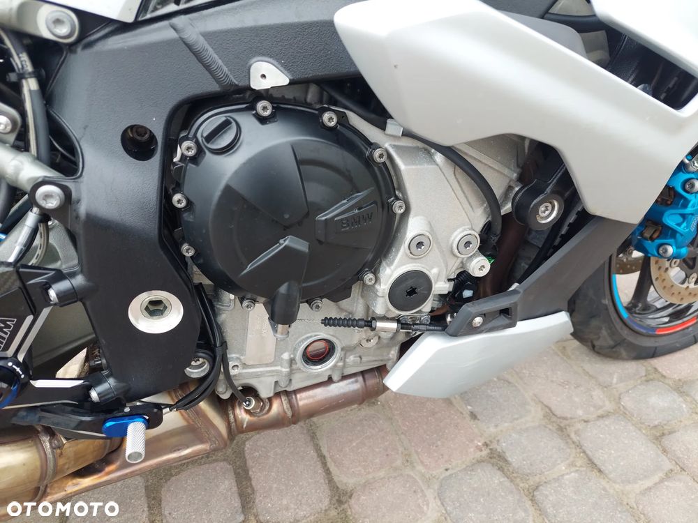 BMW S - 17