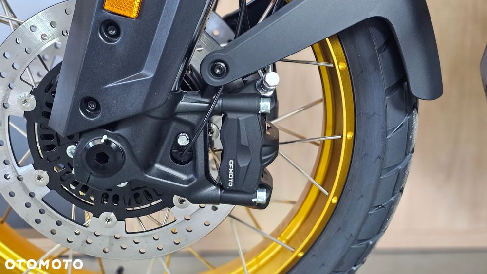 CFMoto 700MT - 13