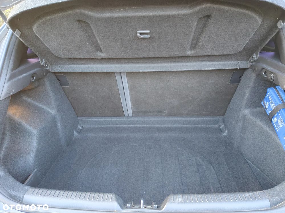 Hyundai i30 i30cw 1.4 Fifa World Cup Edition - 13