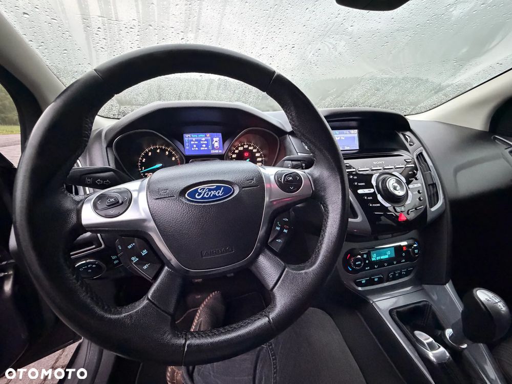 Ford Focus 1.6 EcoBoost Titanium - 6