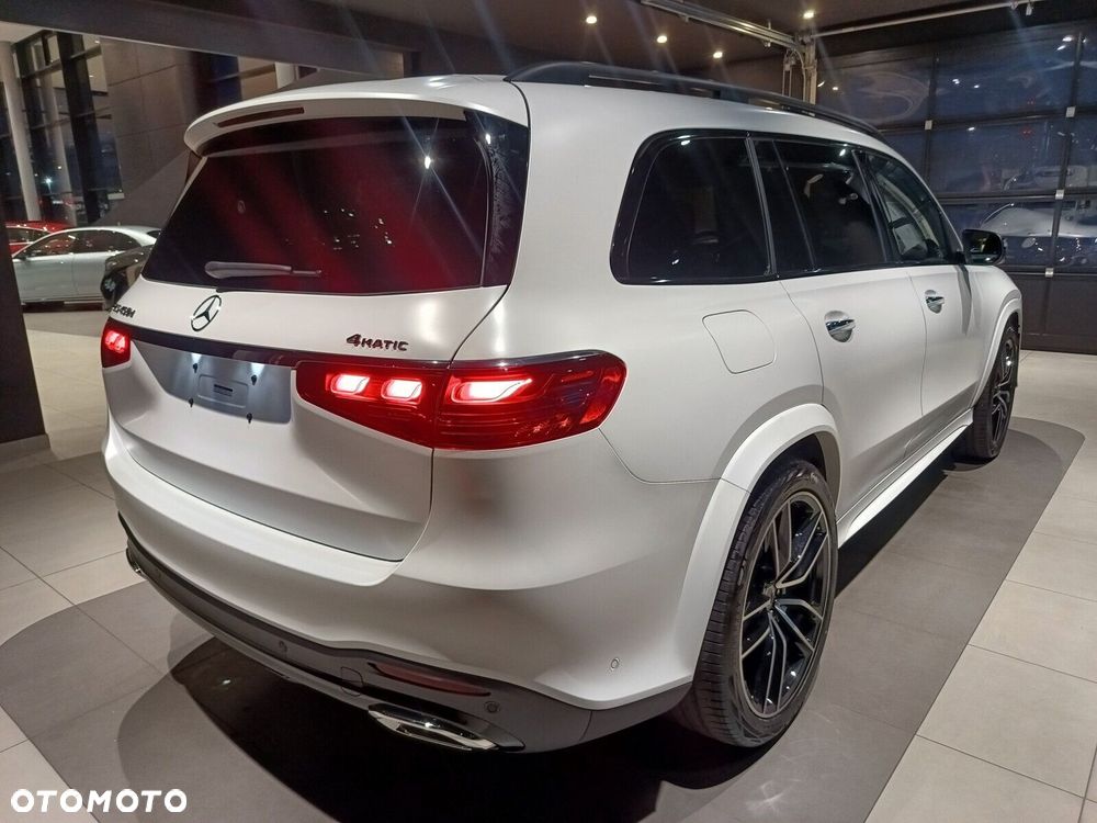 Mercedes-Benz GLS - 9