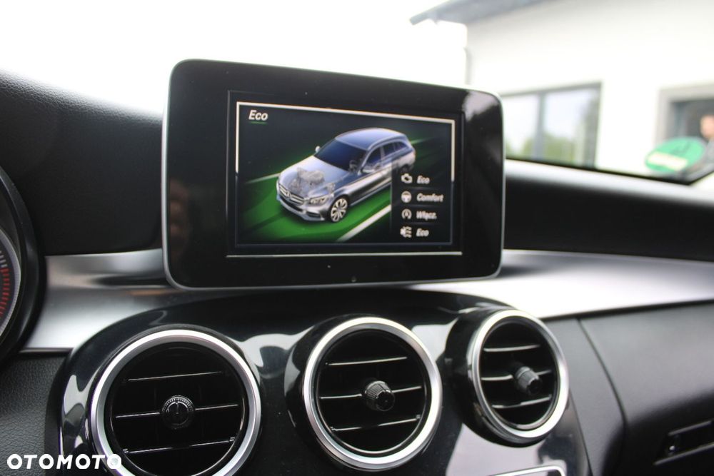 Mercedes-Benz Klasa C 200 (BlueTEC) d 7G-TRONIC Avantgarde - 27
