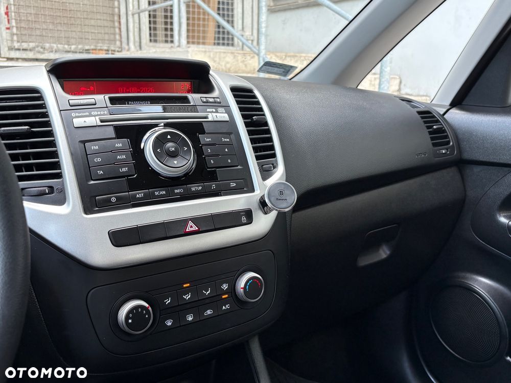 Kia Venga 1.4 L - 32