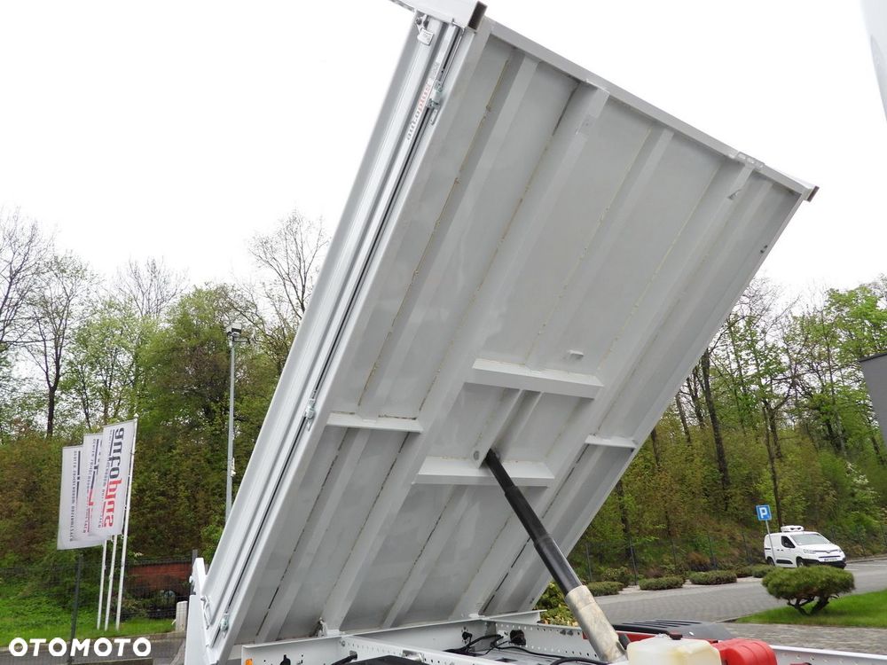 Renault MASTER  WYWROTKA PODWÓJNA KABINA DOKA 6 MIEJSC TEMPOMAT LEDY BLIŹNIACZE KOŁA KLIMATYZACJA  130KM - 23