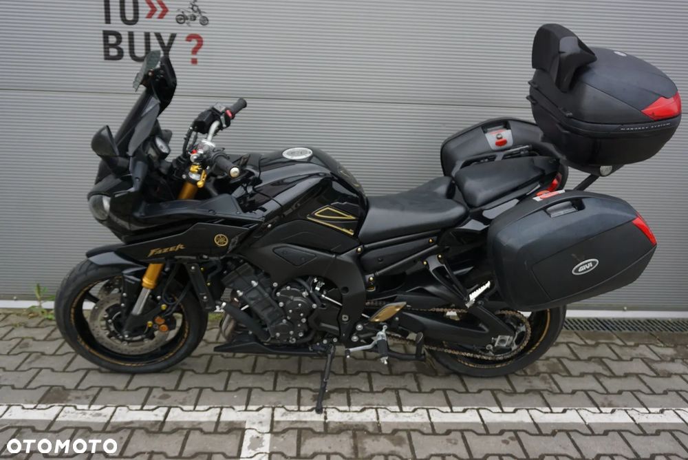 Yamaha FZ8 - 10
