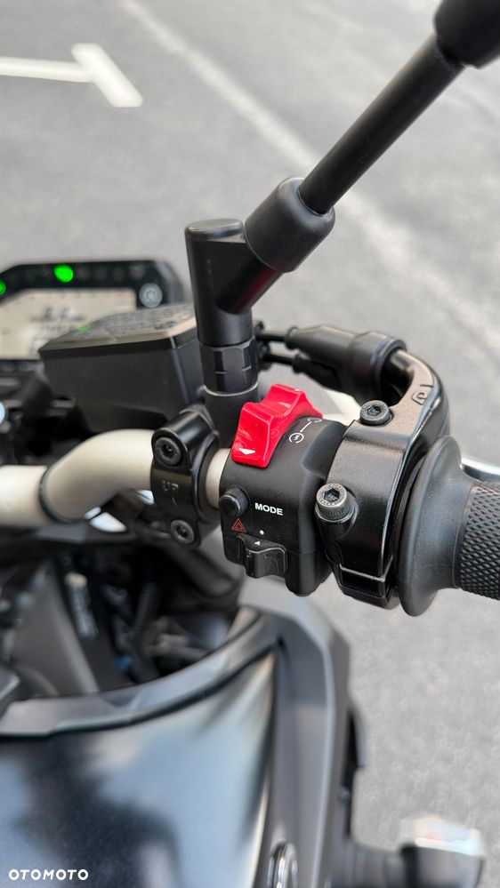 Yamaha MT - 10