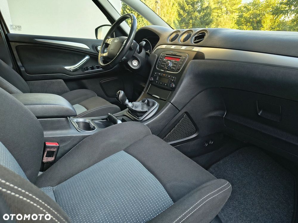Ford S-Max 2.0 TDCi DPF Business Edition - 29
