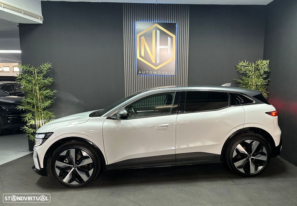 Renault Mégane E-Tech - 3