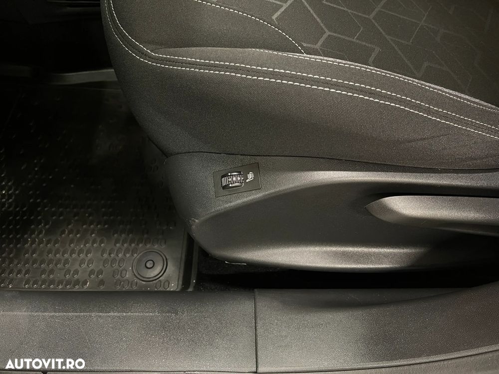 Peugeot 2008 1.5 BlueHDI FAP Allure - 18